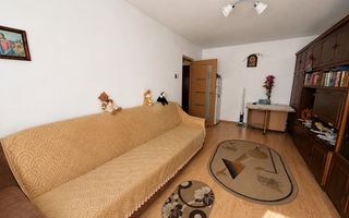 VANZARE 2 CAMERE | 52 MP | ETAJ 4/8 | CENTRALA PROPRIE | LOC DE PARCARE - Poză 1