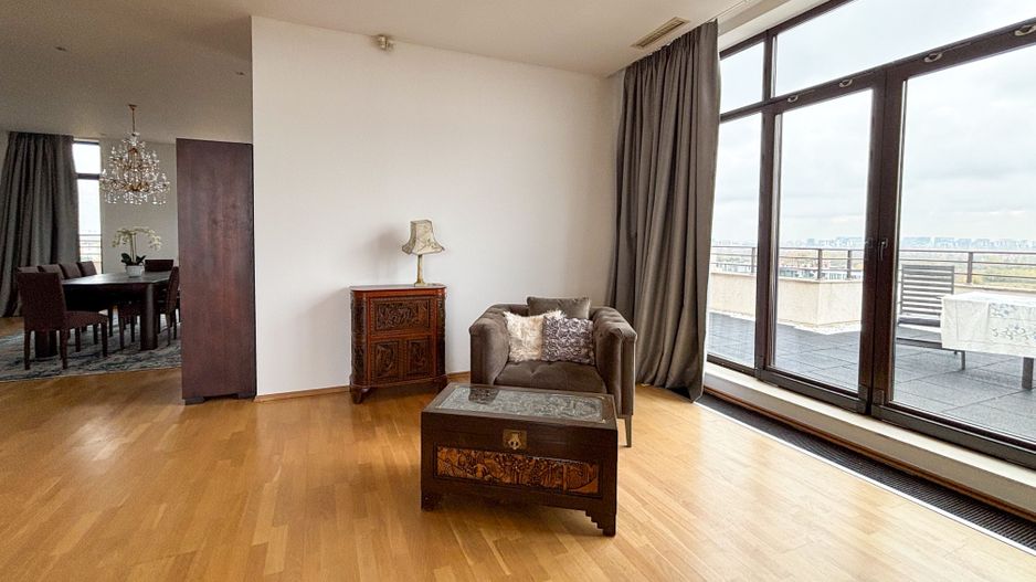 Închirie Penthouse 5 camere | Terasă 350mp - Poză 4