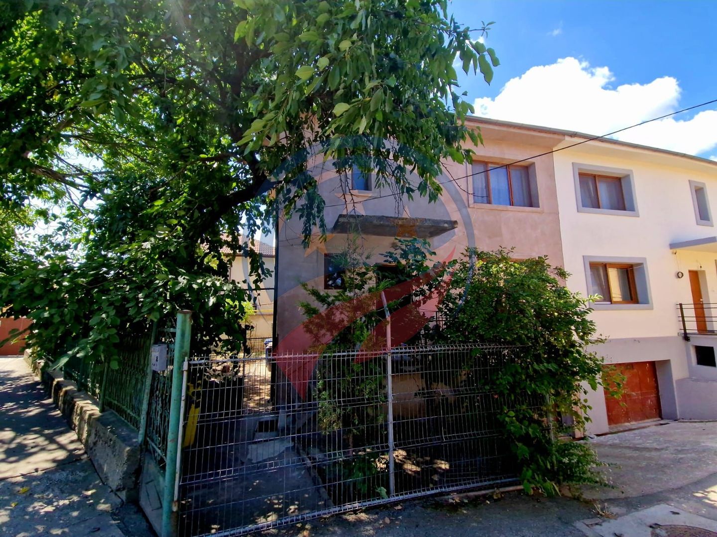CASA /VILA str. Ana Ipatescu - Poză 2