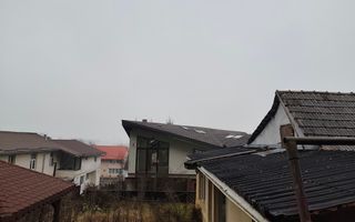 Proprietate amplă cu două case și teren generos, Brașov – str. Cariere - Poză 15