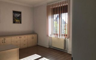 Inchiriere | Spatiu pt birouri | 4 camere | Calea Dumbravii - Poză 3