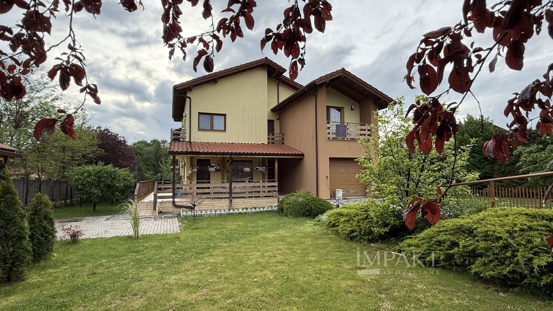 Casa deosebita 6 camere Faget cu teren generos de 1100 m2 - Poză 1