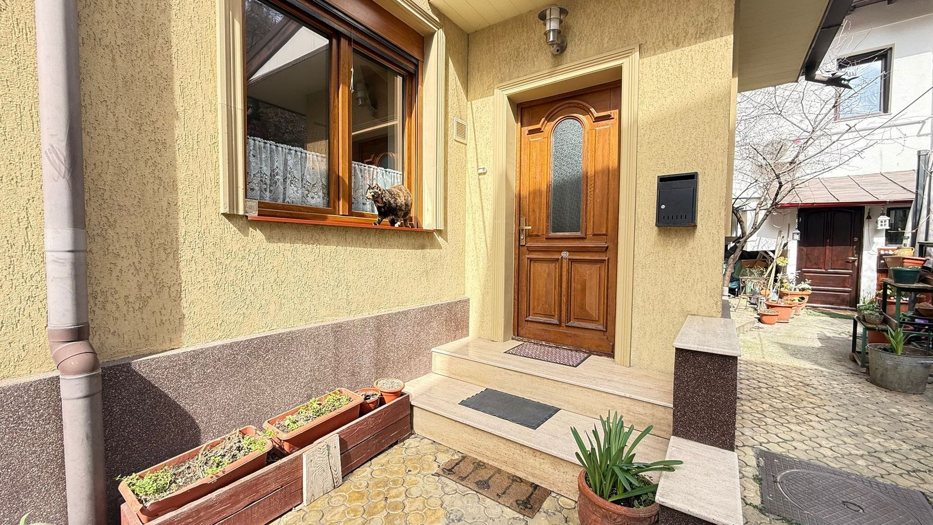 OPORTUNITATE | CASĂ DE VÂNZARE | 5 CAMERE | CURTE COMUNĂ MARIA ROSETTI - Poză 1