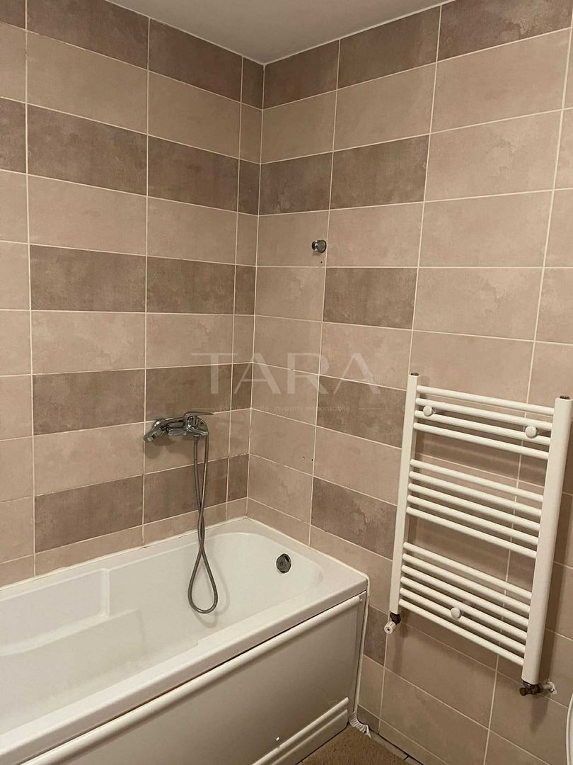 Apartament cu 2 camere, balcon generos, proximitatea Paltinia. - Poză 7