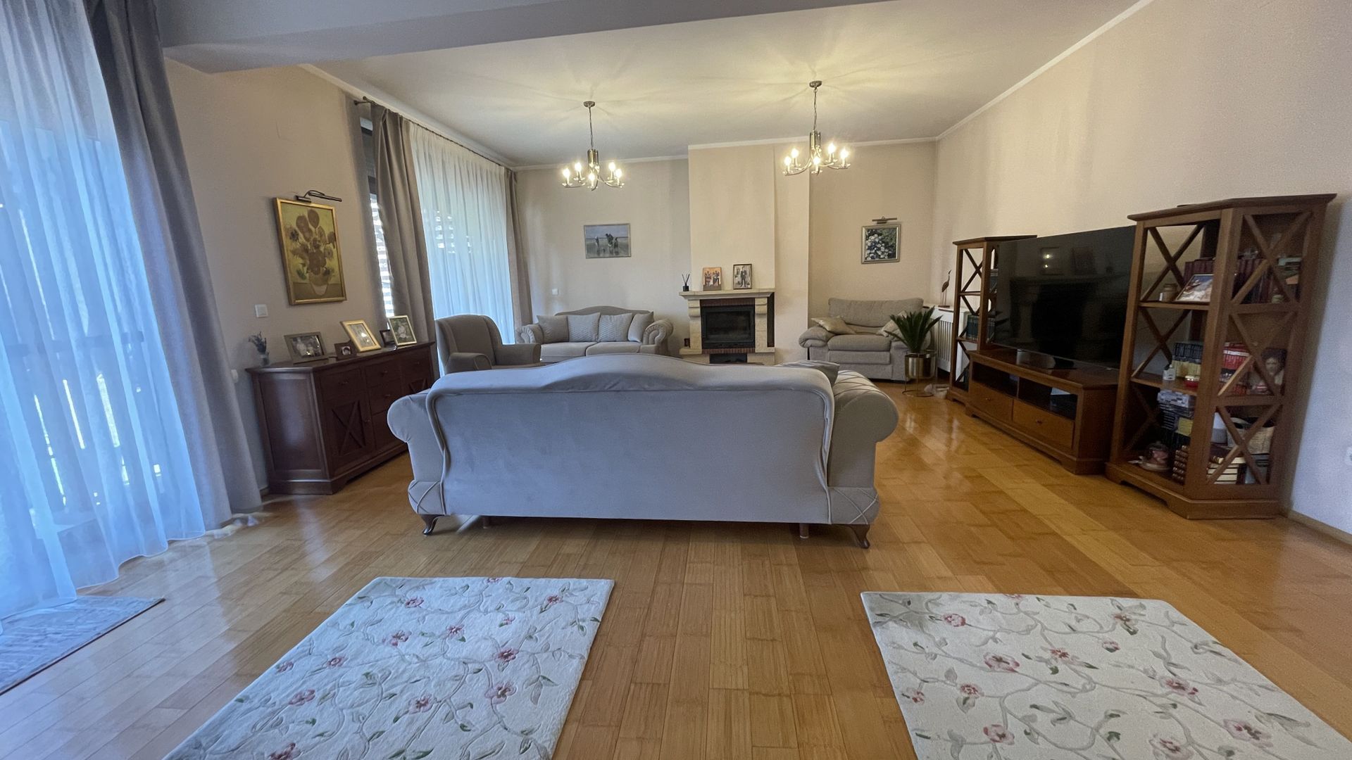 Casa eleganta si luminoasa,situata in zona de case -Mehala - Poză 4