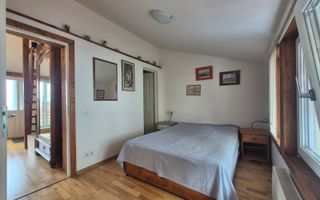 Apartament in casă, într-o zonă exclusivistă, priveliște deosebită. - Poză 20