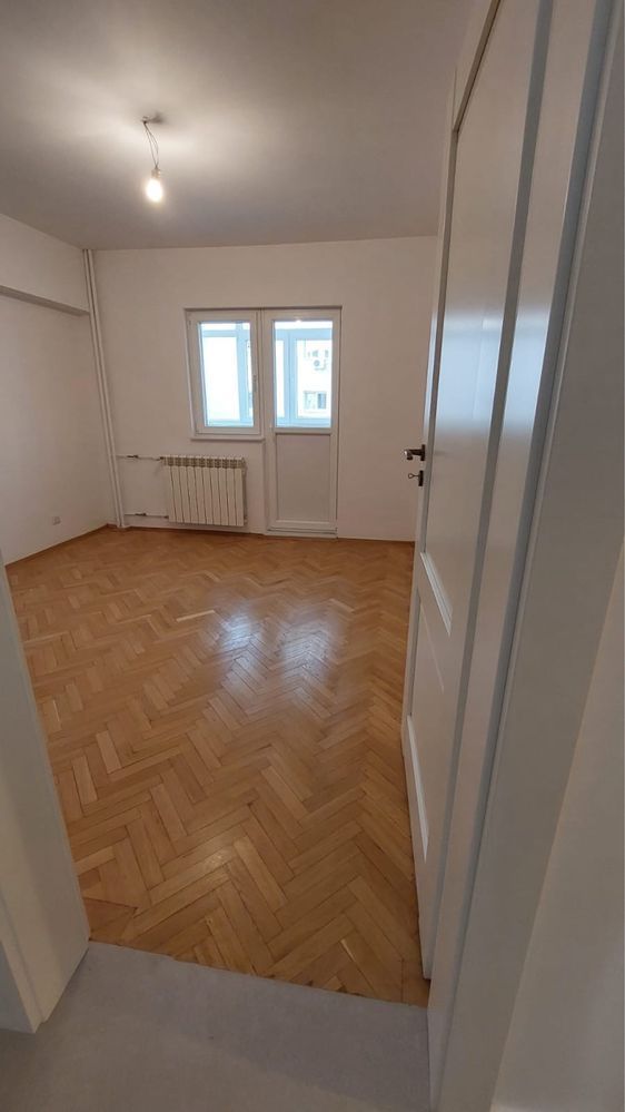 De Inchiriat Apartament 4 camere Universitate sector 2 - Poză 3