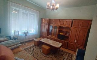 Apart la casa Bogdanestilor  curte  acces cu masina centrala proprie - Poză 5