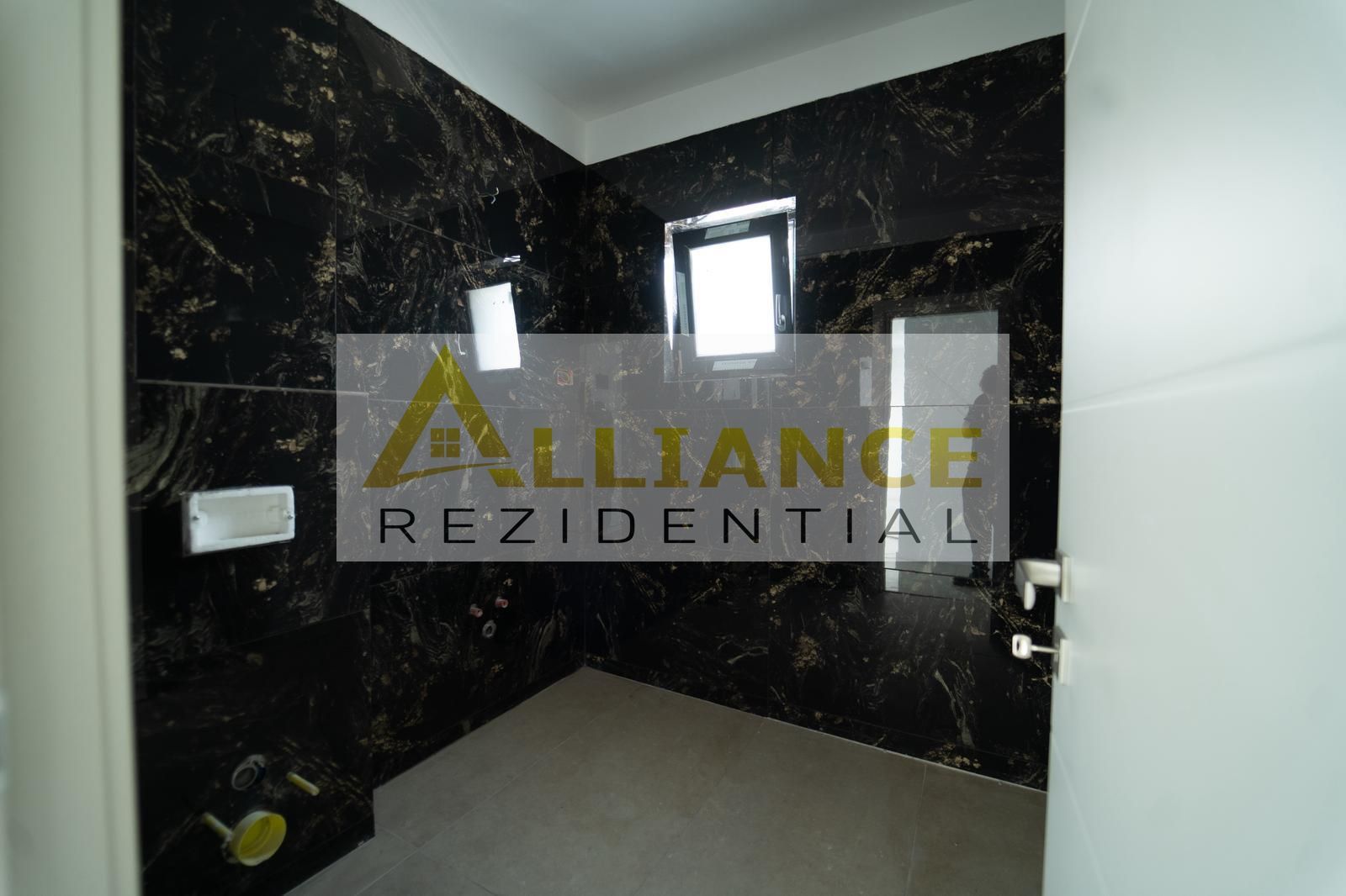 Vila individuala P+1E || 5 camere 2 bai || 430mp teren - Poză 8