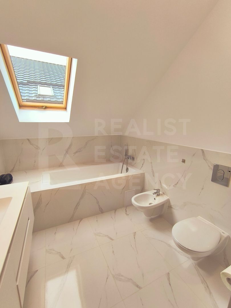 Vânzare, Casă în zona Bunloc, Săcele, Brașov - Poză 12