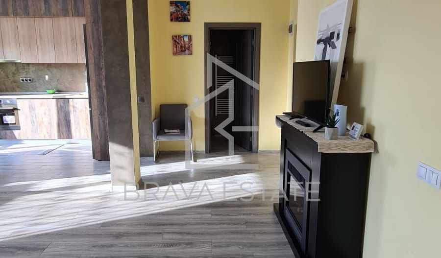 Apartament 3 camere, 80mp, mobilat, 2 balcoane, parcare, zona Terra - Poză 13