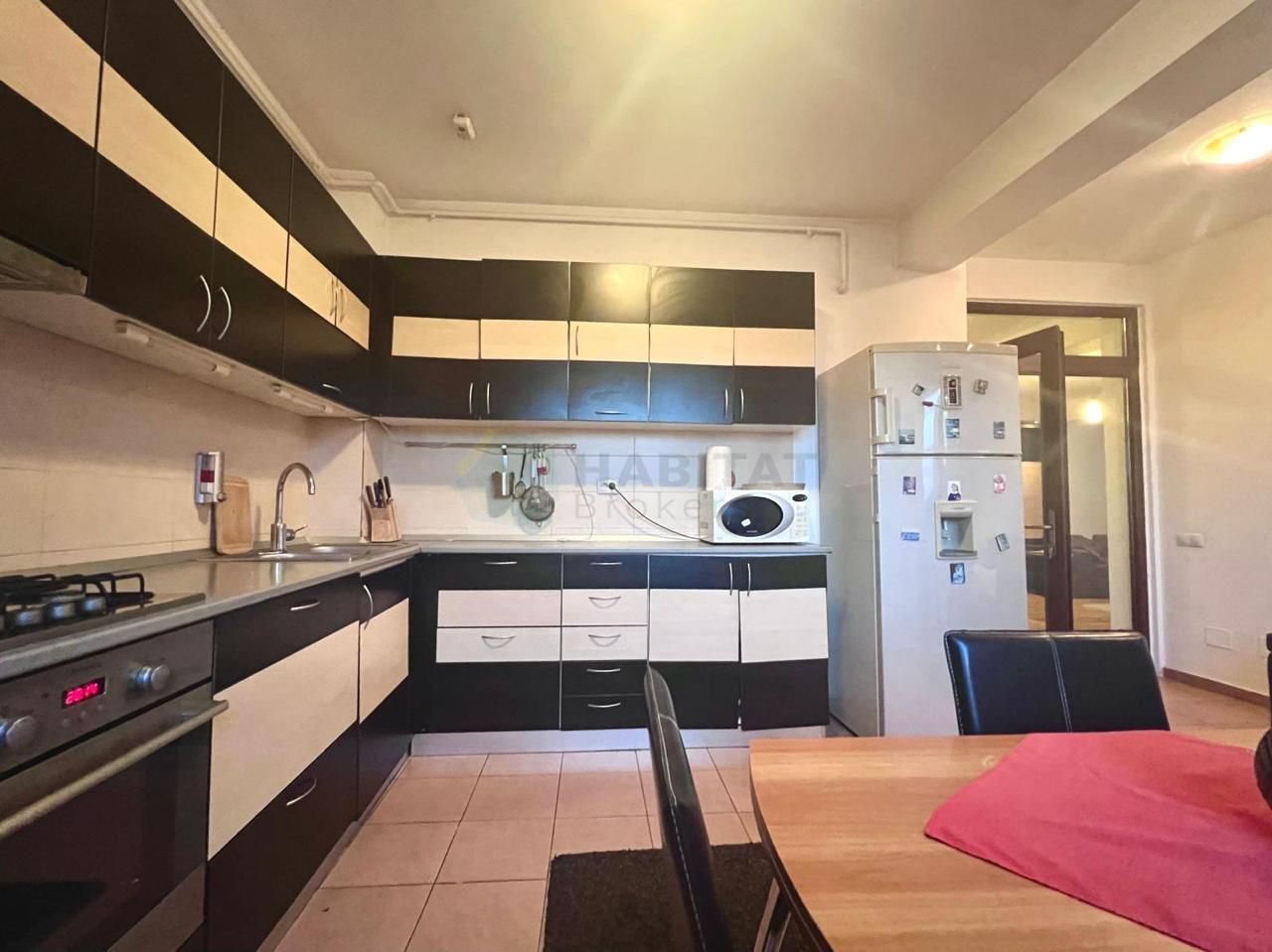 2 CAMERE 90 MP | BLOC BOUTIQUE | LIFT | CENTRALĂ | AC | 700€ - Poză 8