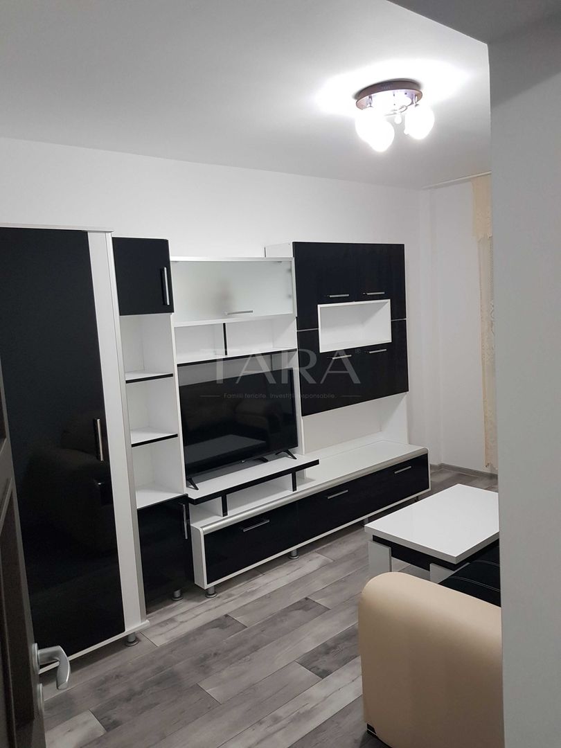 Apartament cu 3 camere in Zona Florilor. - Poză 1
