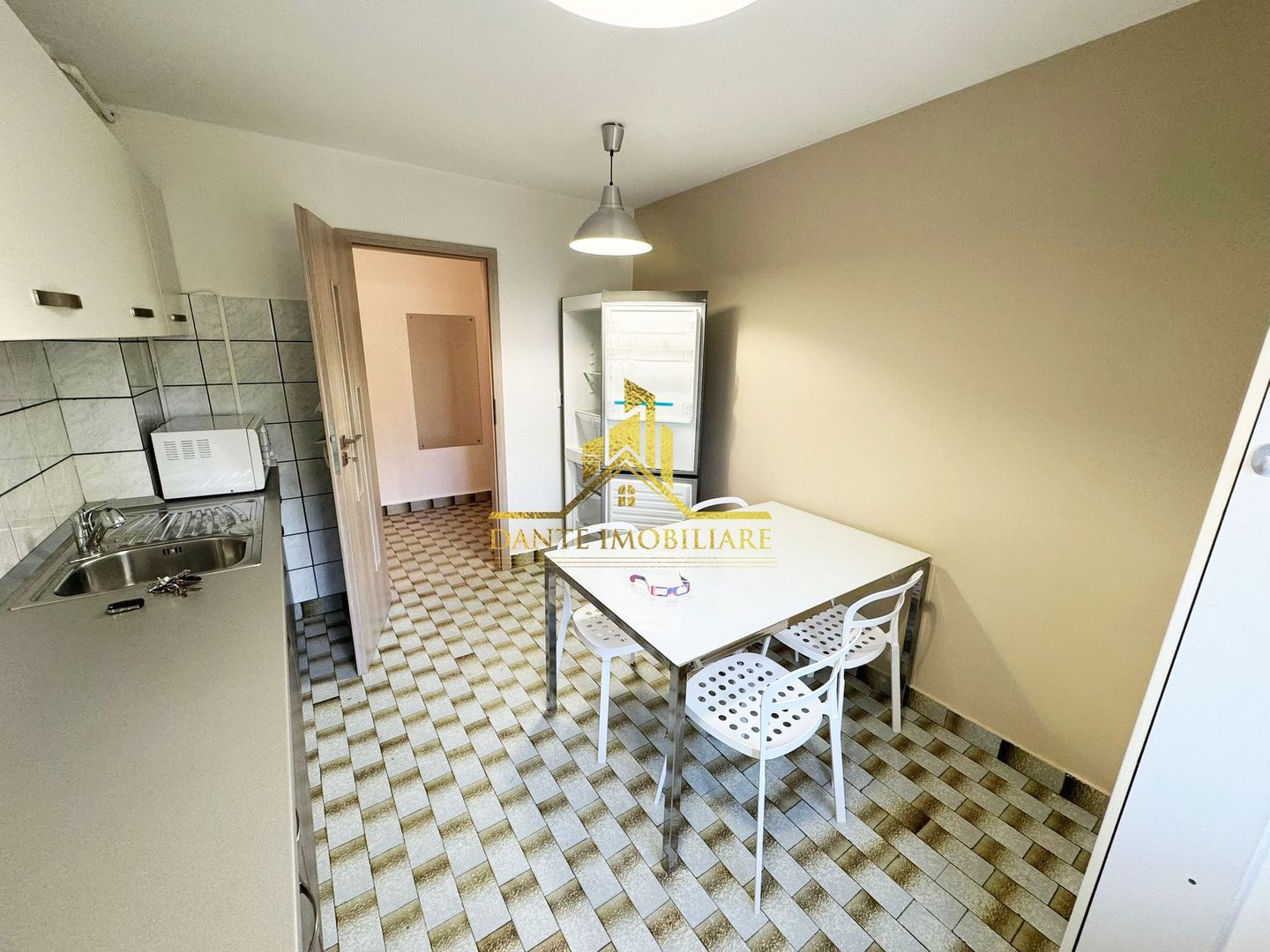4 camere, decomandat, balcon, parcare, Zorilor, UMF - Poză 10