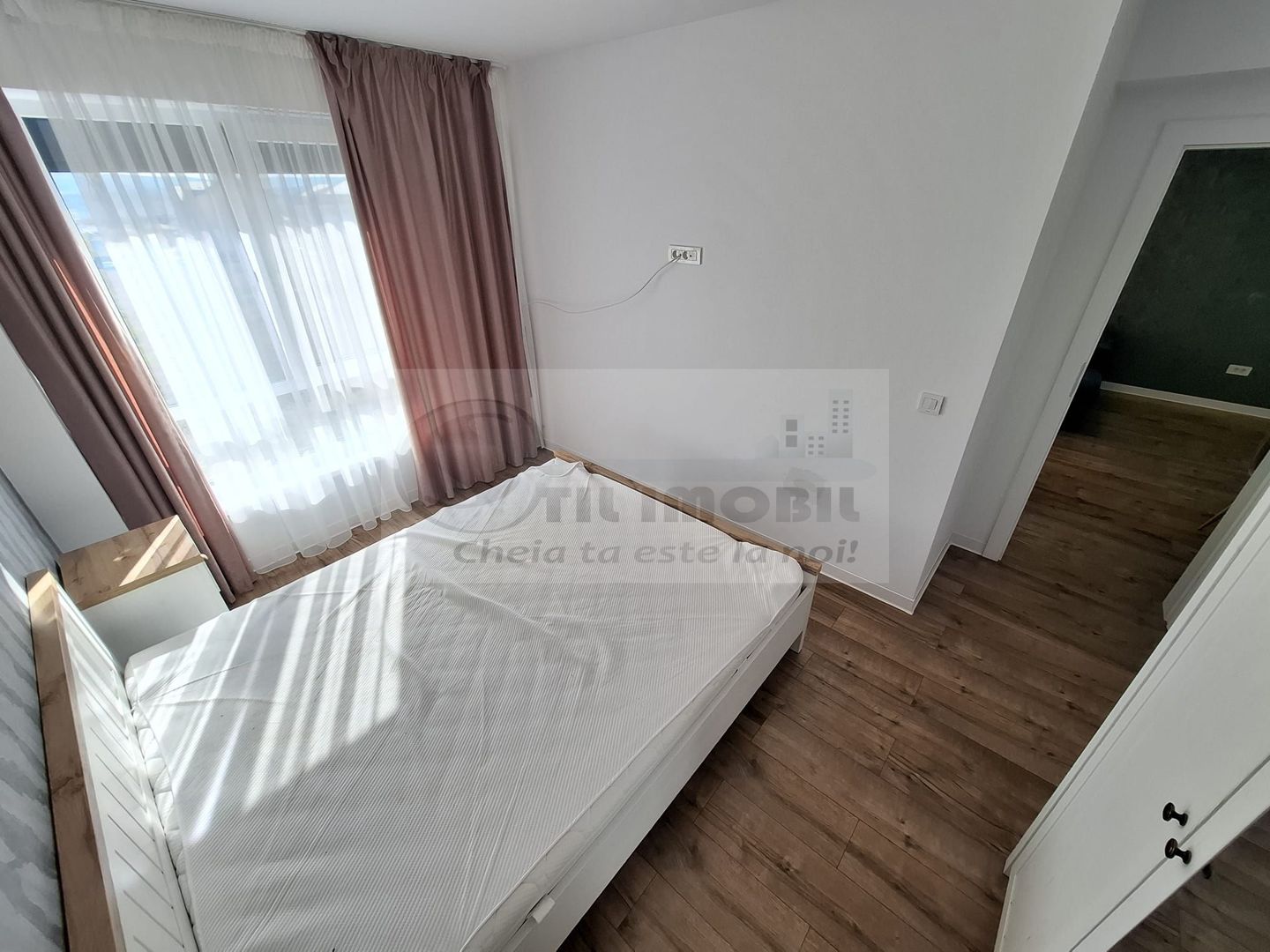 Liber, mobilat, de vanzare apartament 2 camere mobilat, Cug Pepiniera - Poză 8
