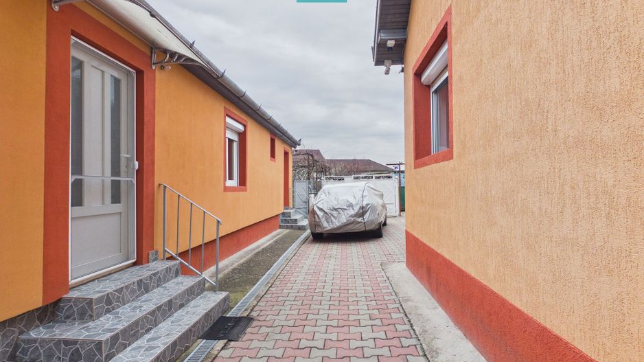 Casă 2 corpuri și 5 camere ultracentral în Curtici - Poză 15