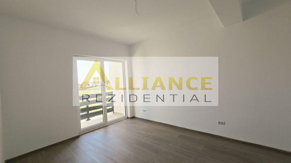 Vila cu lipire la calcan-p+1E+M ( mansarda cu terasa) - Poză 9