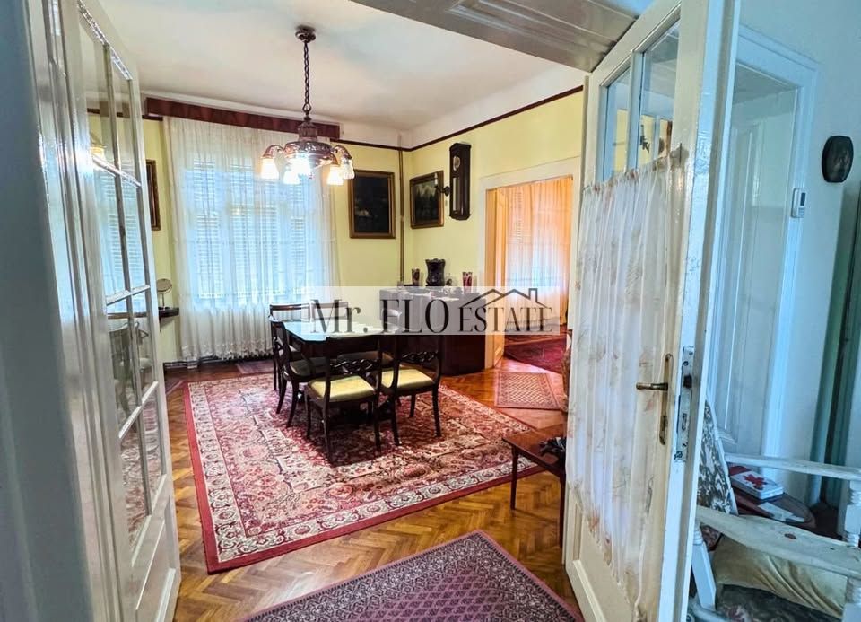 Vila Istorica de vanzare in Centru Timisoara 300 mp utili COMISION 0 - Poză 6