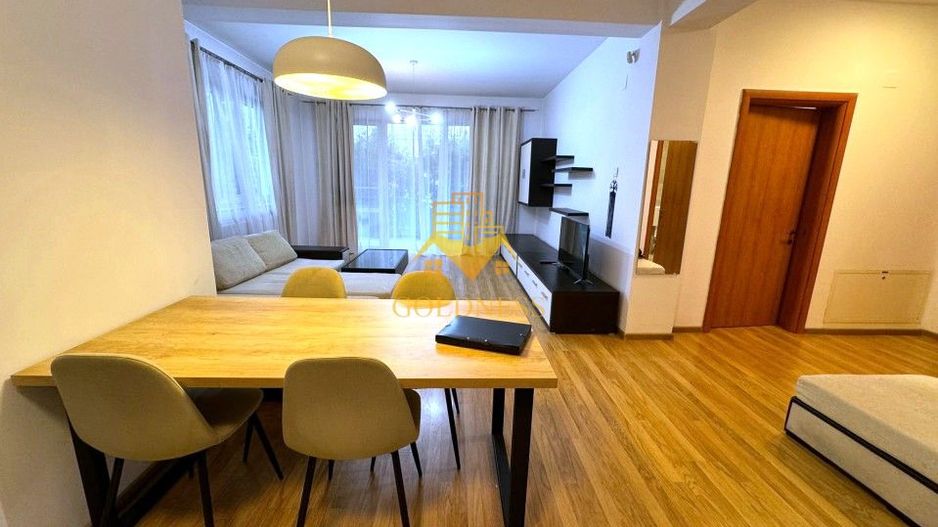 2 camere, Andrei Muresanu, Grand Hotel Italia, Trifoiului, Parcare - Poză 4