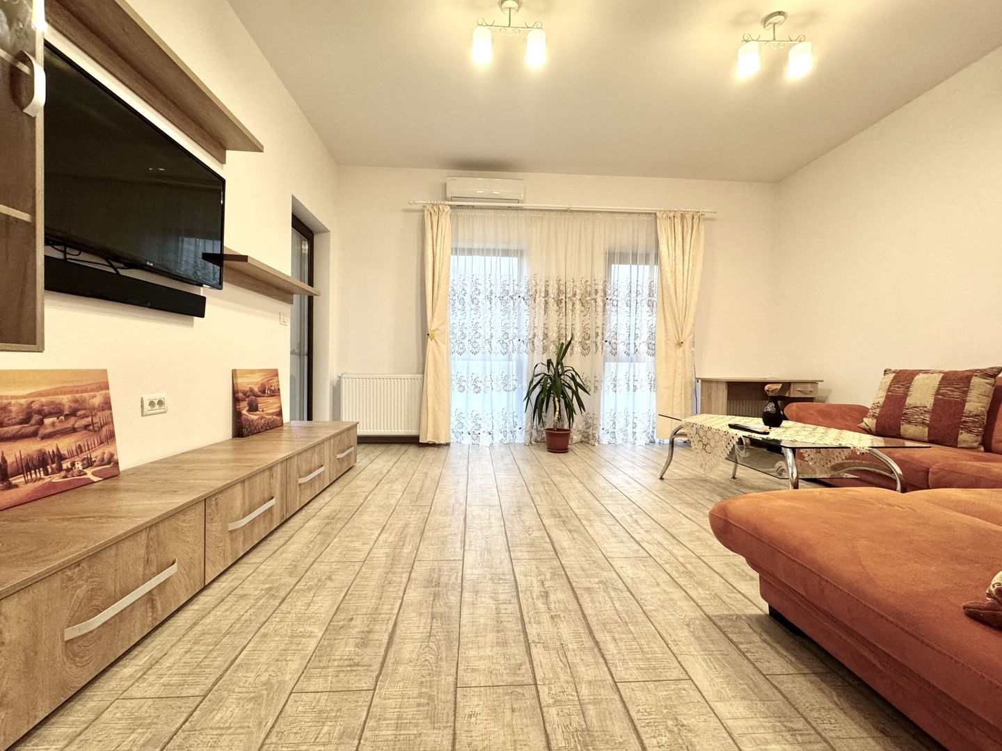 Casă plan Parter de Închiriat în Dumbrăvița – Lângă Parcul Central - Poză 4