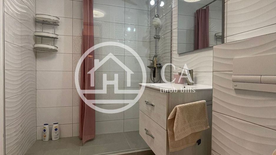 Apartament de închiriat cu 3 camere în Calea Aradului, Oradea - Poză 11