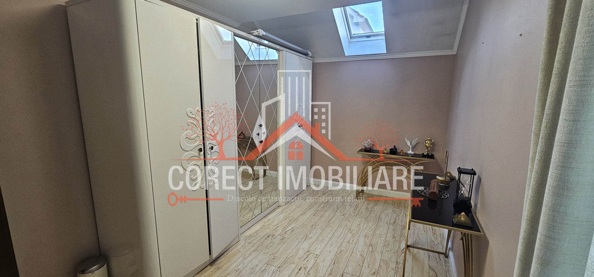 Casă premium D+P+E cu anexe si teren generos - Poză 8