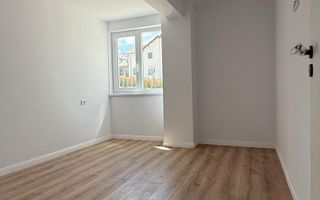 INTABULAT! Apartament 3 camere decomandat , Visan, 135000 euro cu TVA - Poză 2