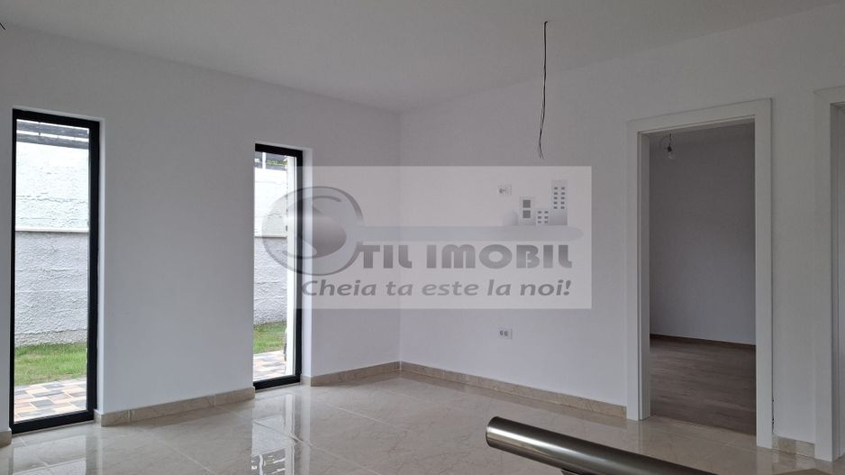 Casa tip Duplex in Valea Adanca 150 000 euro - Poză 11