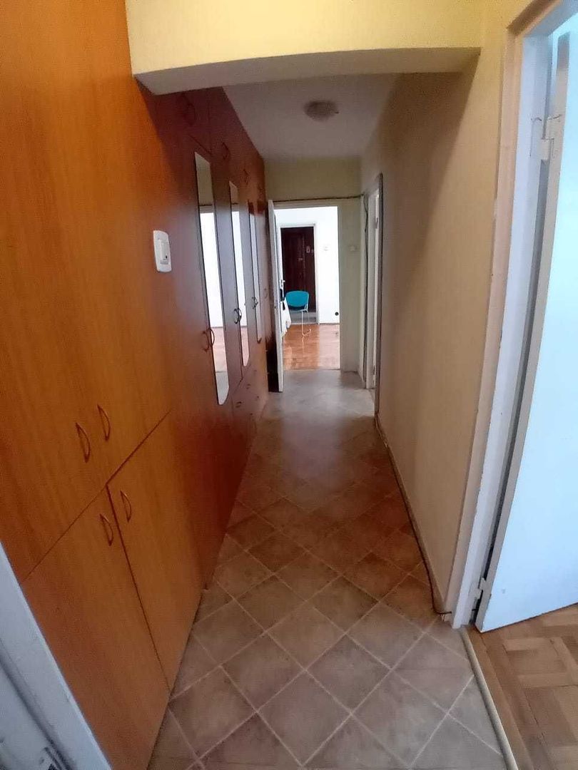 Apartament 3 camere, Tiglina 3 - Poză 1