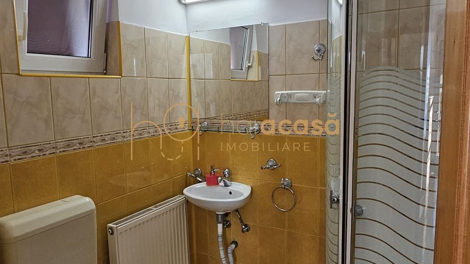 Casă / Vilă cu 8 camere de vânzare în Manastur, Cluj-Napoca - Poză 19