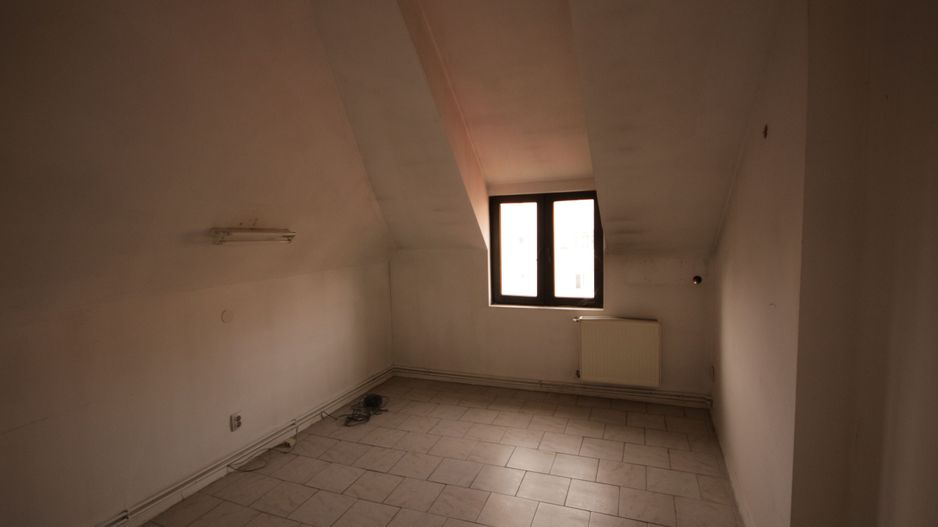 Imobil destinatie birouri + depozit - Poză 46