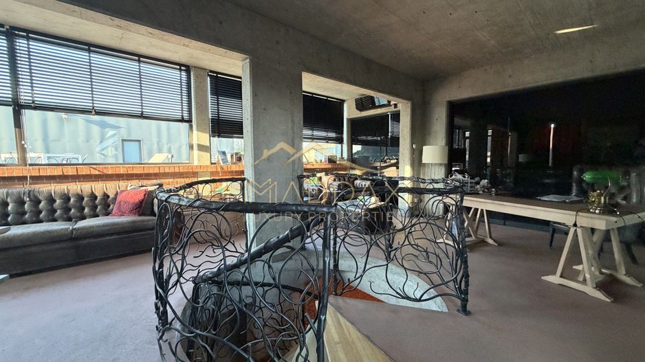 Vila Exclusivista *2223mp teren* / Piscina proprie / 5 garaje / Otopeni - Poză 21