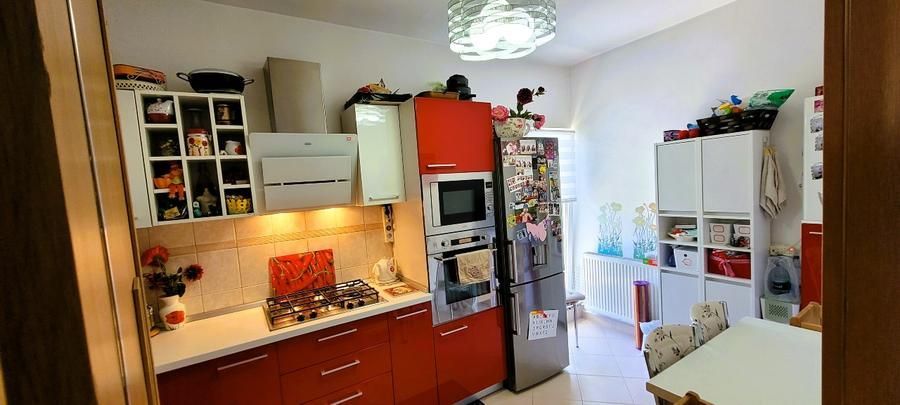Casă Cocheta si Eficienta 4 Camere Domnești - Poză 6
