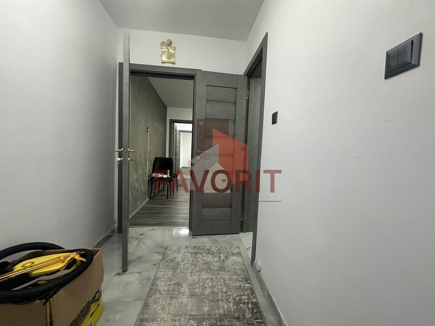 3 camere | etaj 2 | centrala proprie | finisaje premium | zona excelenta | - Poză 4