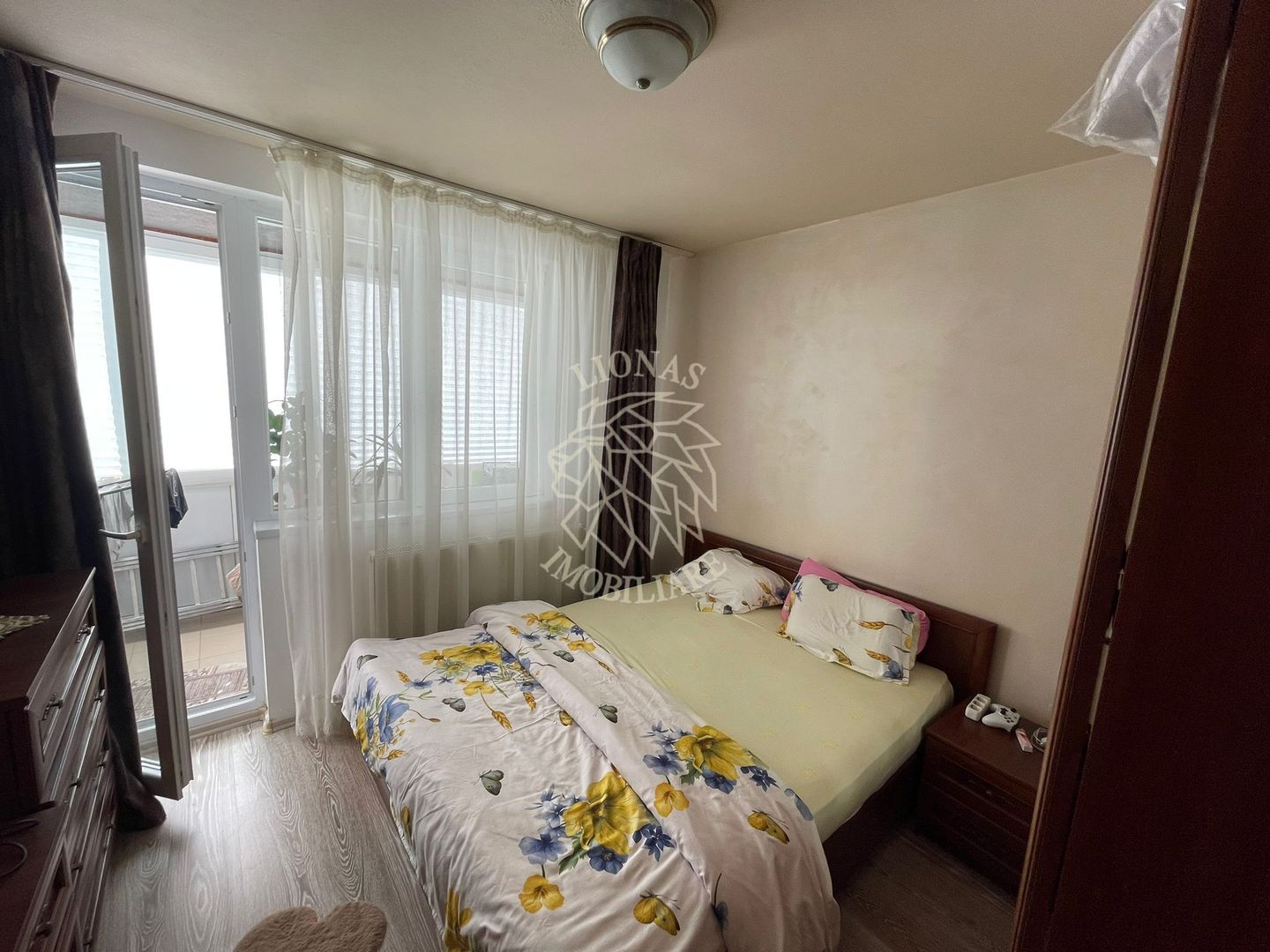 Apartament 3 camere 62 mp+2 balcoane-2 parcari-mobilat-Subcetate - Poză 2