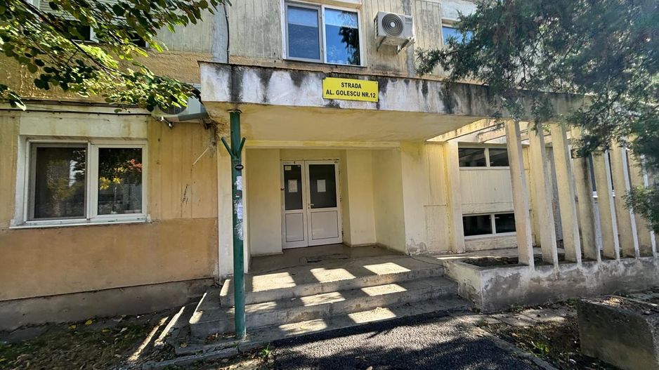 Garsoniera de vanzare  pe strada golescu 12 - Poză 34