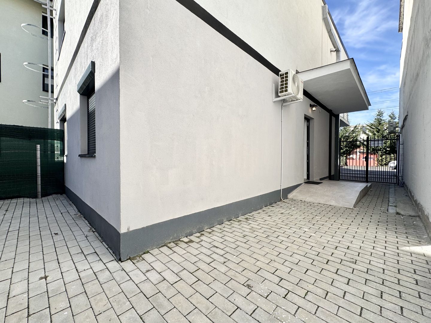 Confort și liniște: 3 camere cu curte – Lipovei - Poză 34