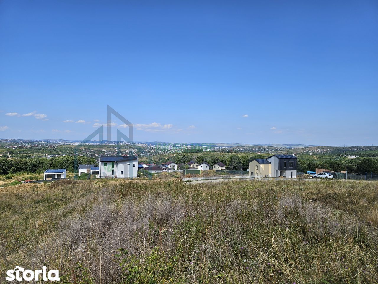 Teren în Pietrăria– 2.382 mp, lângă pădure, cu priveliște spre oraș - Poză 1