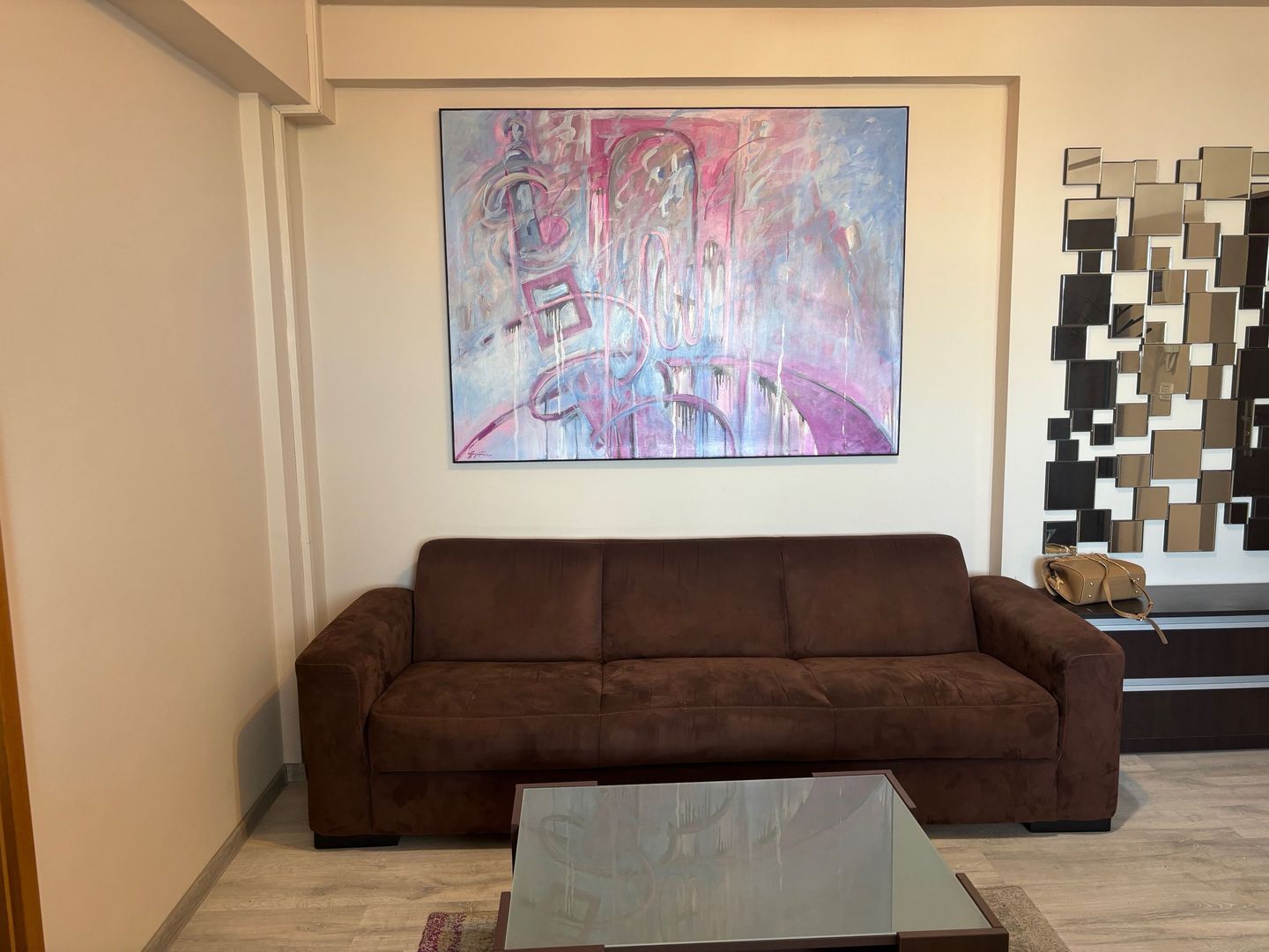 Apartament mobilat cu parcare subterana si lift - Poză 2