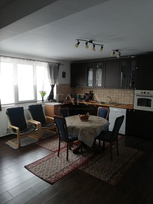 Apartament cu 3 camere de vânzare, zona Polus. - Poză 1