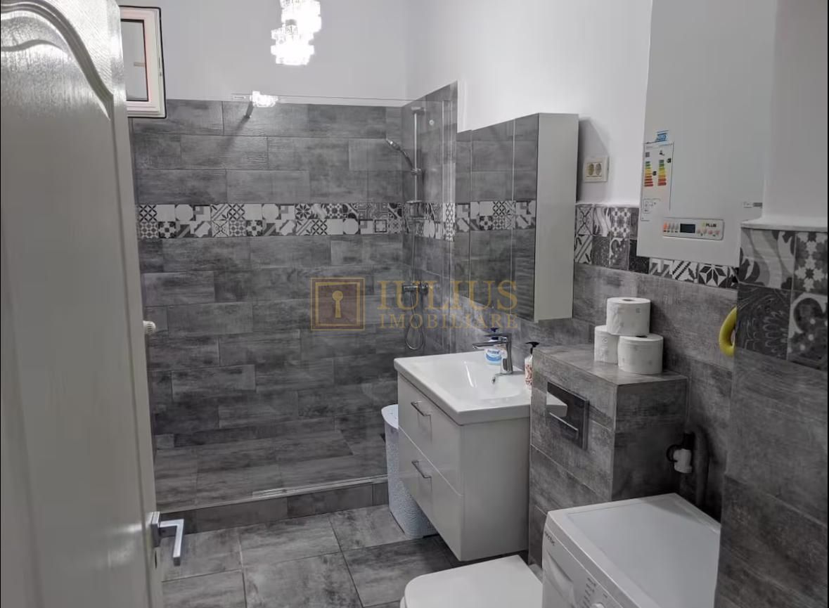 Piata Unirii, ideal pentru un cuplu, studenti - Poză 3