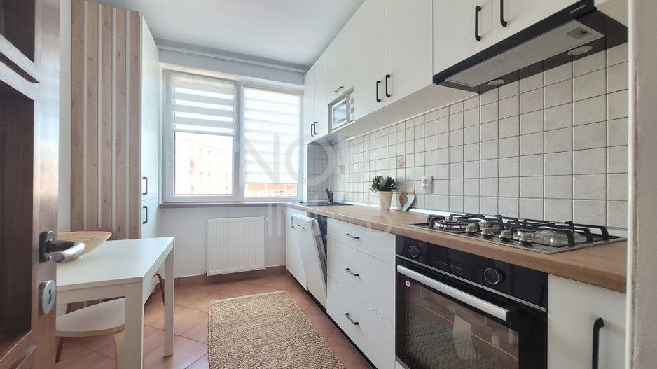 Apartament 3 camere,  Zona Centrala - Bulevardul Milea - Poză 3