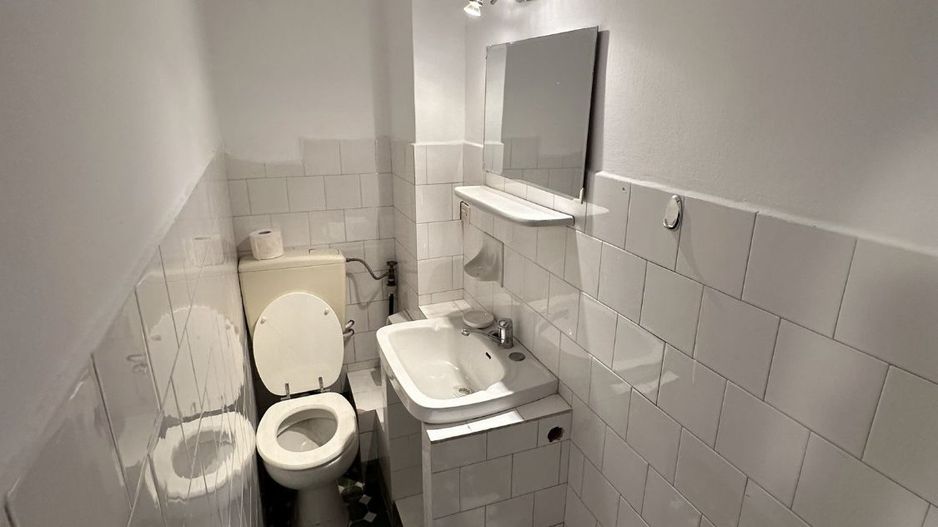 Agentia Europa vinde apartament cu 3 camere - Poză 3