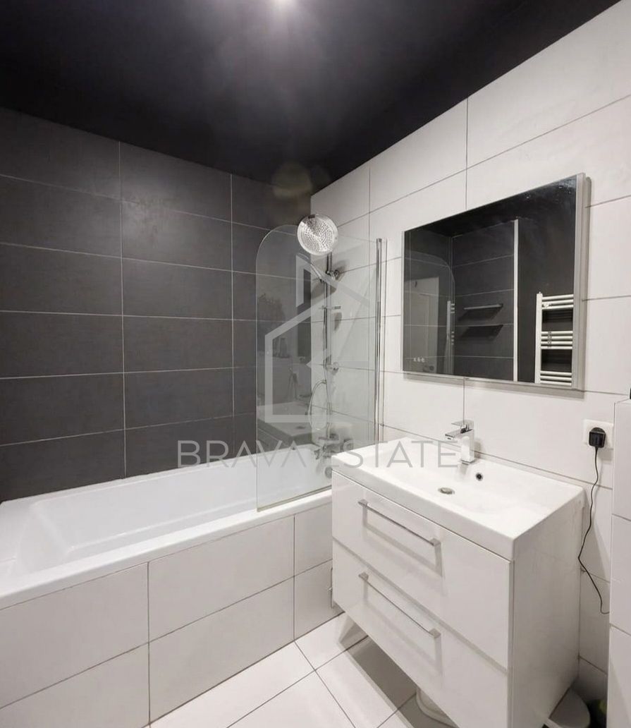 Apartament 3 camere, 66mp, grădină 40mp, parcare, zona Teilor - Poză 6