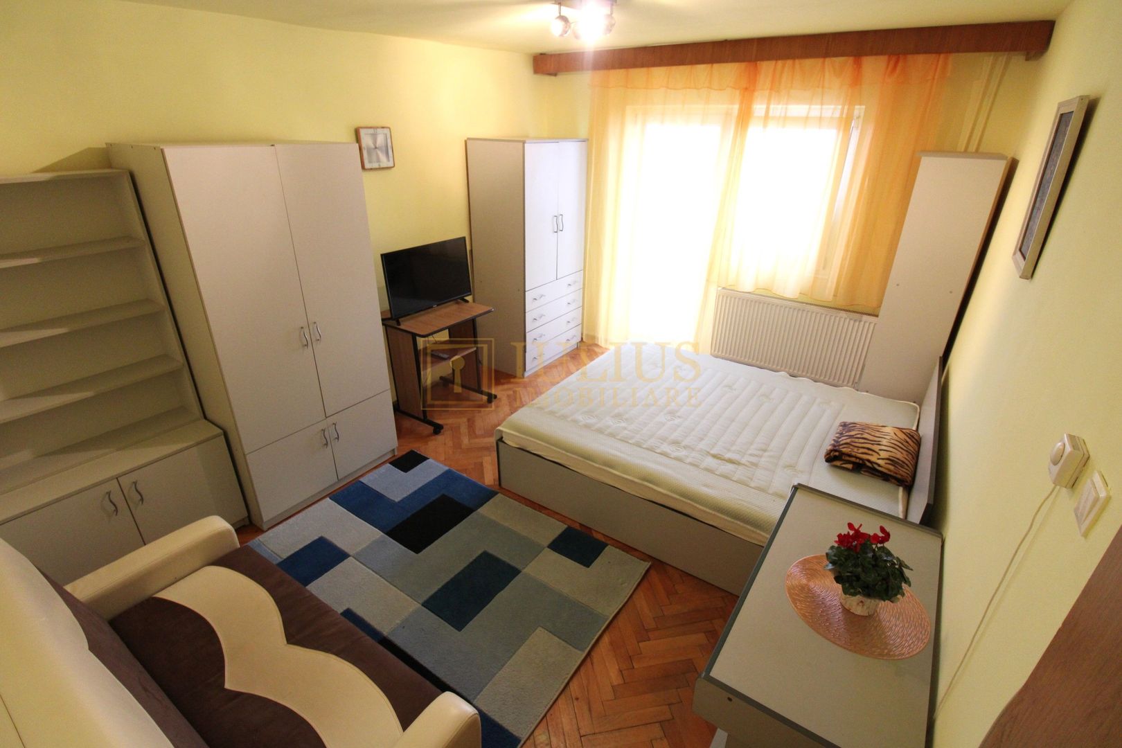 Cf 1, centrala proprie, balcon, intr-o zona linistita din Complex-ul Studentesc. - Poză 1