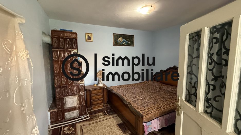 Casa + Teren 1676 Strada Principala Malul Mare - Poză 9