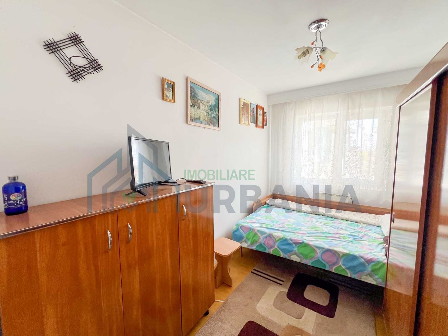 Apartament de vânzare, 3 camere, semidecomandat, mobilat și utilat, Pașcani - Poză 4