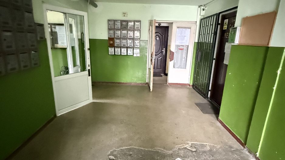 Garsonieră 24 mp - renovată, mobilată și utilată complet - Campina - Poză 15