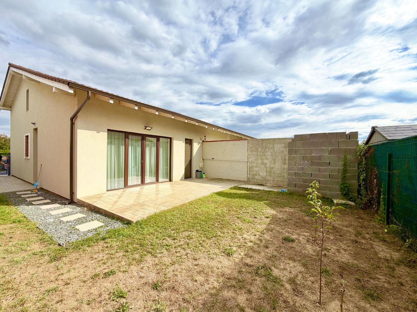 Casă tip duplex - 4camere - mobilata si utilata - Zona Est - Timisoara - Poză 16