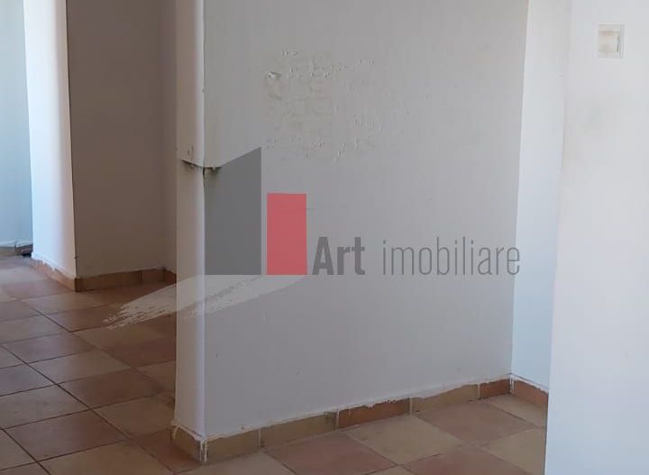 Vânzare apartament 3 camere Apărătorii Patriei - Spiru Haret - Poză 2